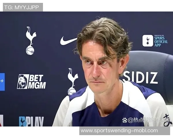 弗兰克愤怒回应0-3失利斯彭斯被换下反应引发热议 弗兰克愤怒回应0-3失利斯彭斯被换下反应引发热议